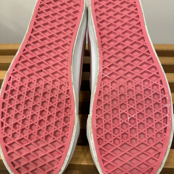 Aritzia x Vans Sk8-Hi - Picture 5 of 5